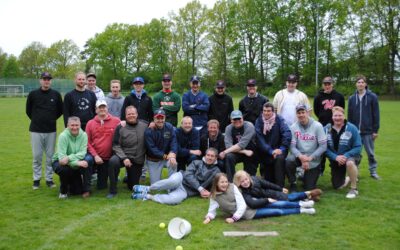 Baseball am Vatertag in Holm: eine Tradition mit Spaß und dem einen oder anderen Bierchen ;-)