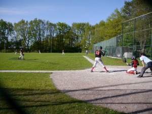 69’ers H2 vs. SG Prouds/Dolphins (Spielbericht 10.05.2015)